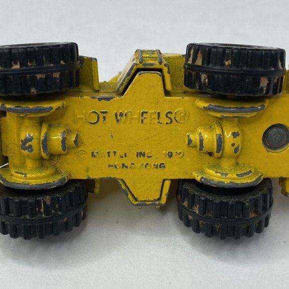 Hot Wheels 1979 Workhorse CAT Front End Loader Hong Kong Vintage Diecast Truck - Picture 8 of 10